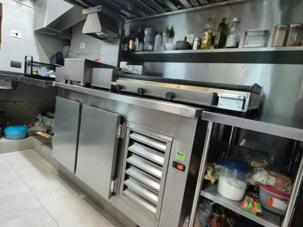 Montagem de Hamburgueria e Pizzaria